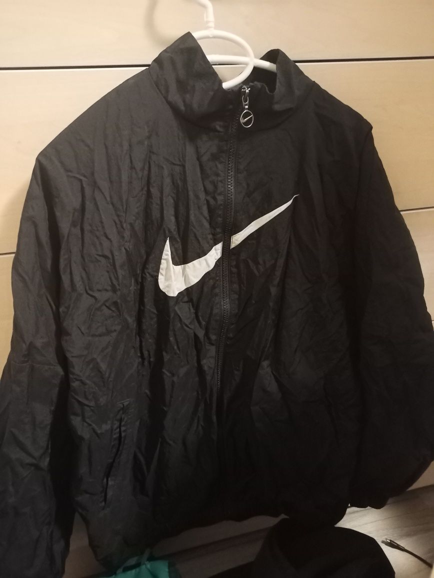 Nike Sportswear Essential Woven Jacket