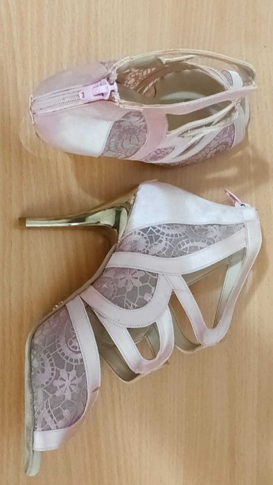 Pantofi de dans Spica, măsura 37