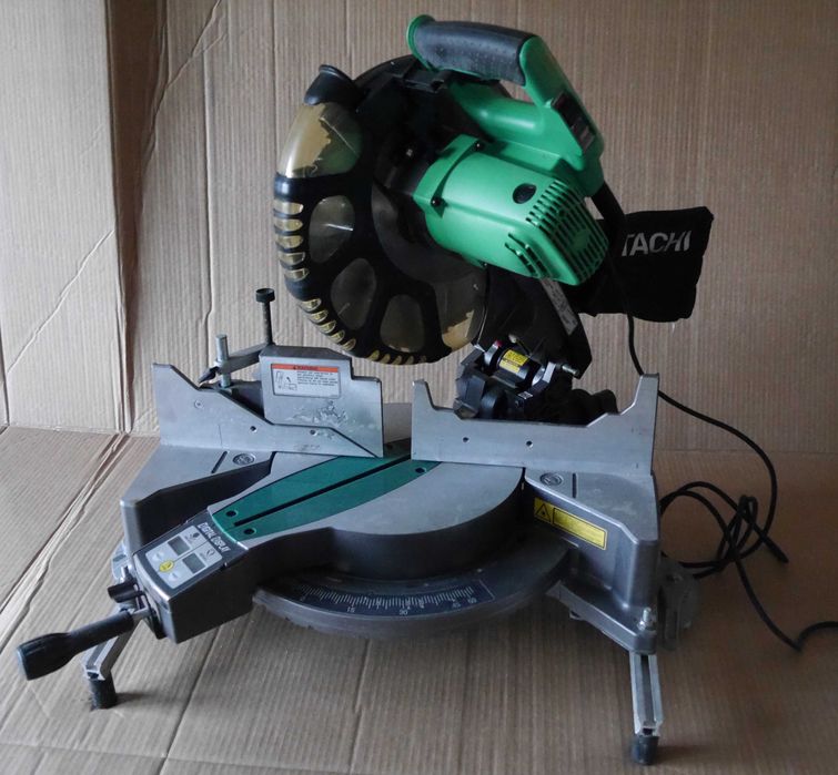 Hitachi circular debitat