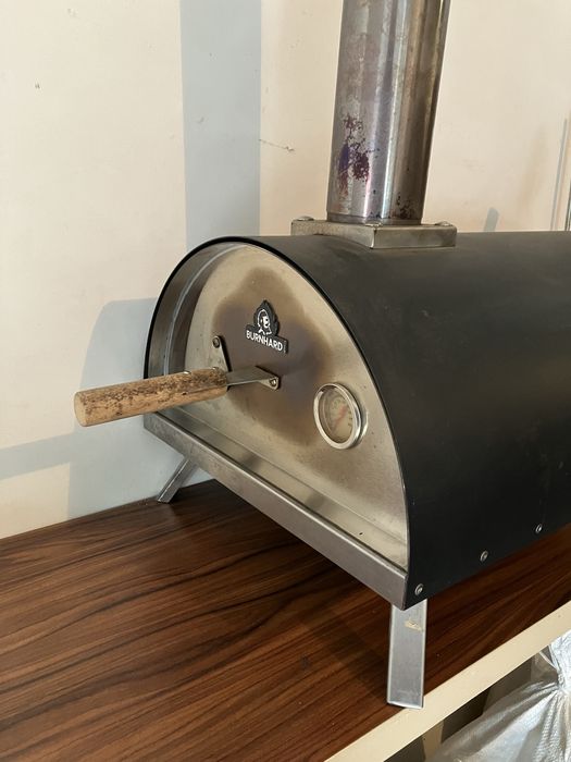 Фурна/Пещ за пица,хляб BURNHARD NERO на дърва,пелети,газ