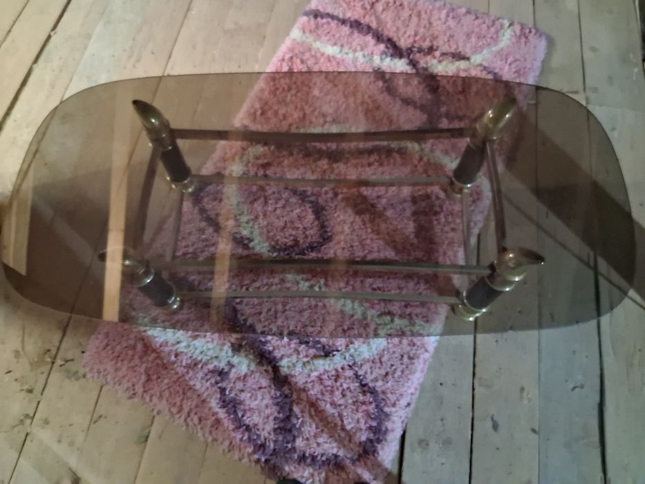 Vând masa se sufrageriei