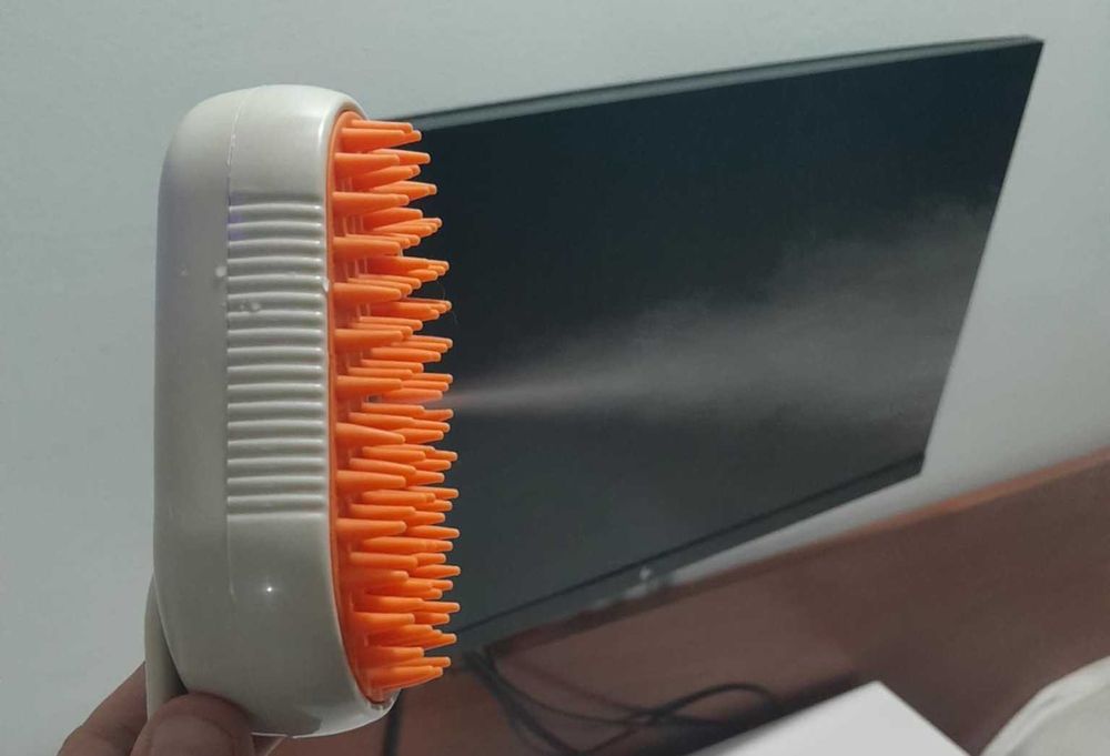 Аксесоари за домашни любимци - нокторезачка и две четки