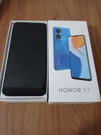 Vând smartphone Honor x7,nou