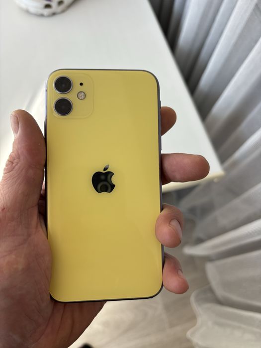 Продам iphone 11 128 гб