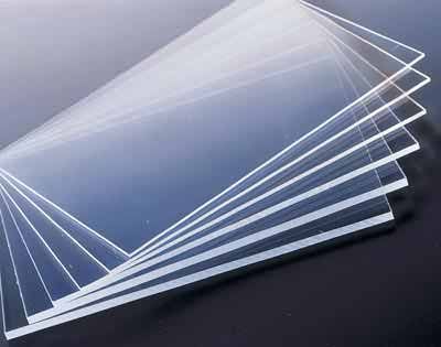 Plexiglas 3-4 si 5 mm rezistenta uv 2050x3050 dimensiune