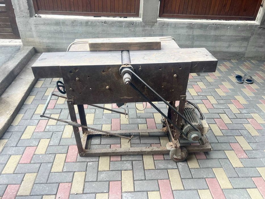 Абрихт - трифазен