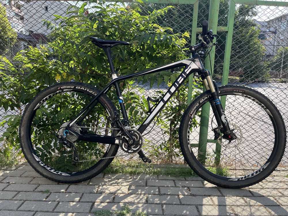 CUBE 27.5 – карбон, FOX 32, Shimano XT, 9.8 кг, XC MTB