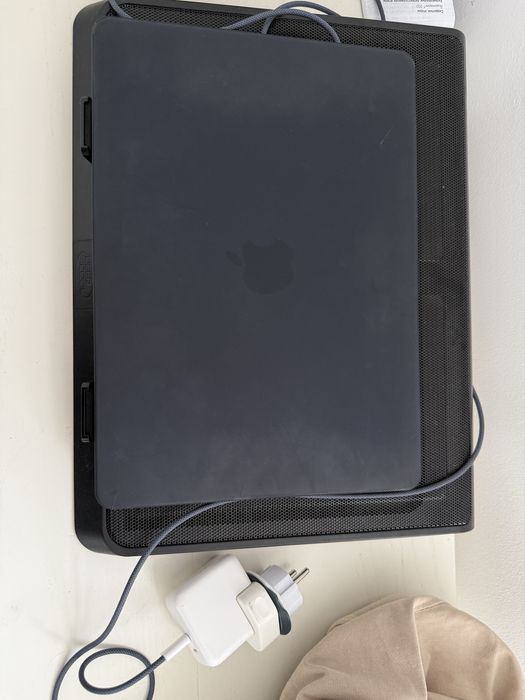 Macbook air m2, 100%, 256gb