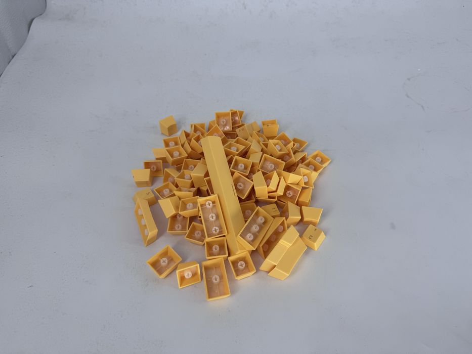 Keycaps galben Pbt