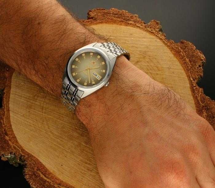 НАЙ - НИСКА ЦЕНА В БГ! Мъжки часовник ORIENT automatic FAB00009P