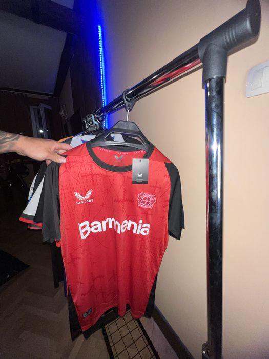 Футболни тениски