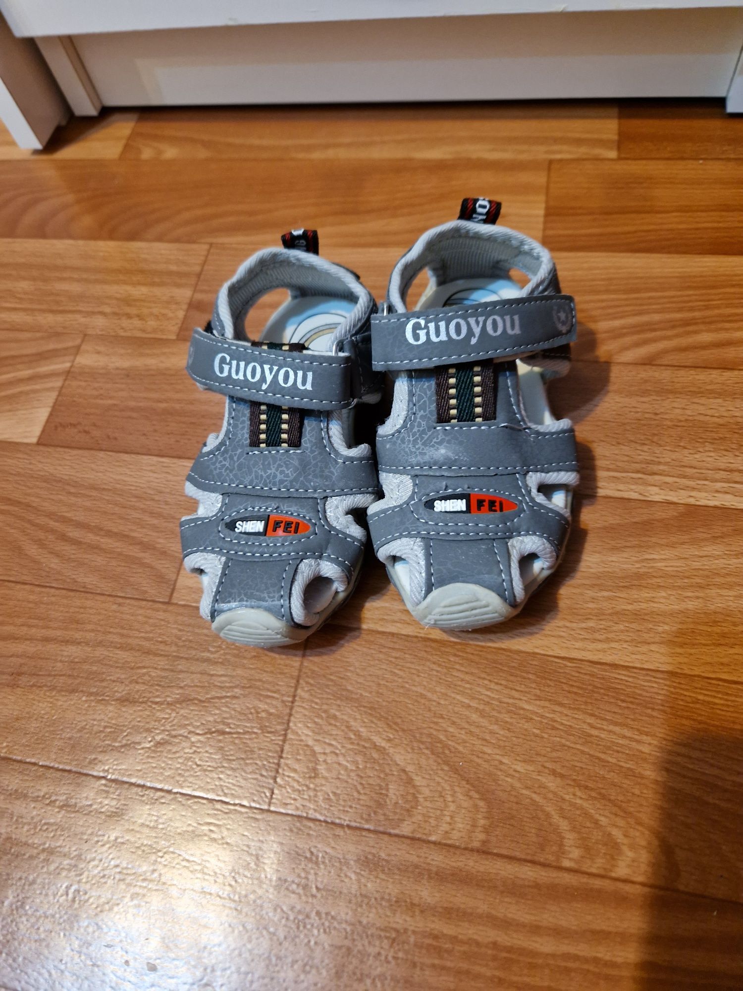 Новая детская обувь для мальчика ортопедическая и обычная за 9000 тг п