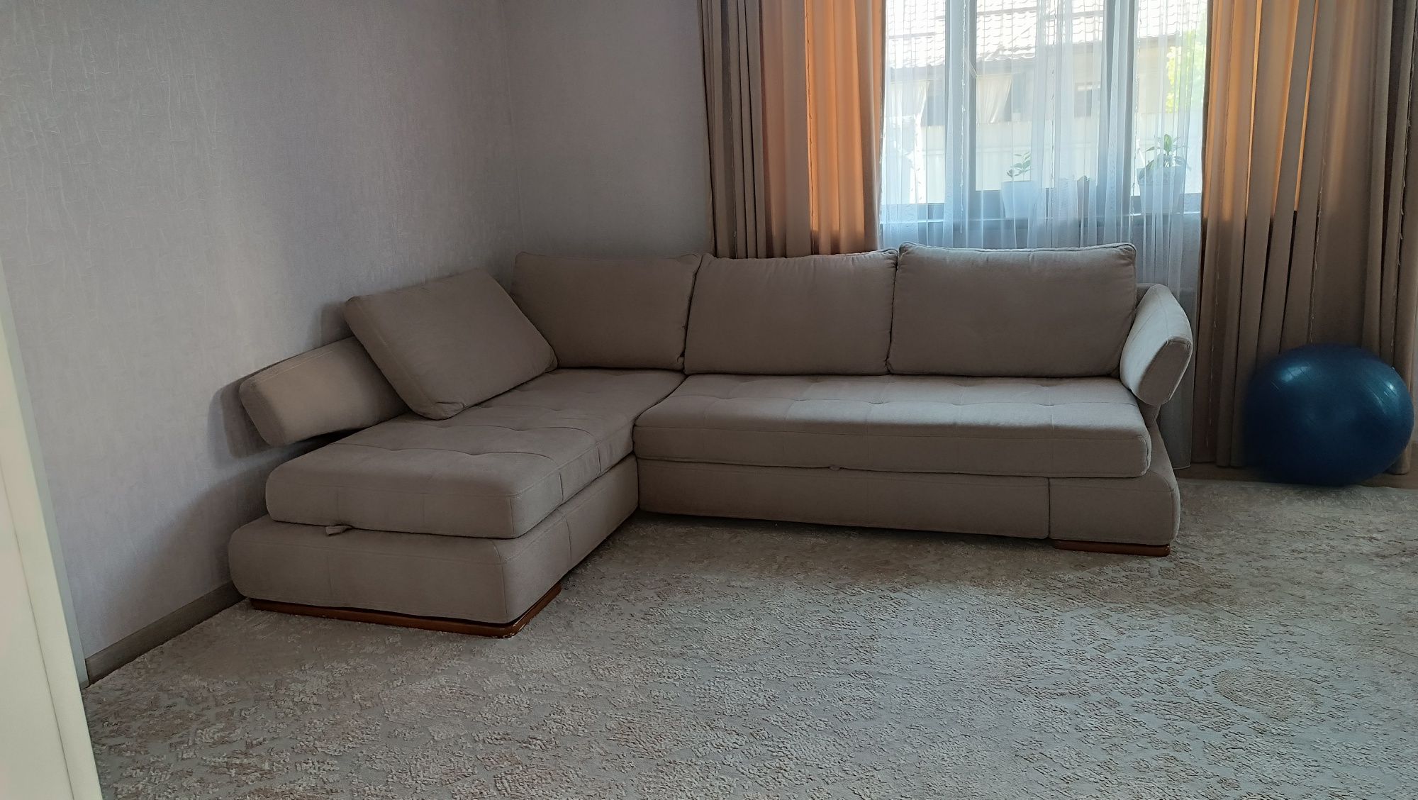 Продам диван Ариба в отличном состоянии