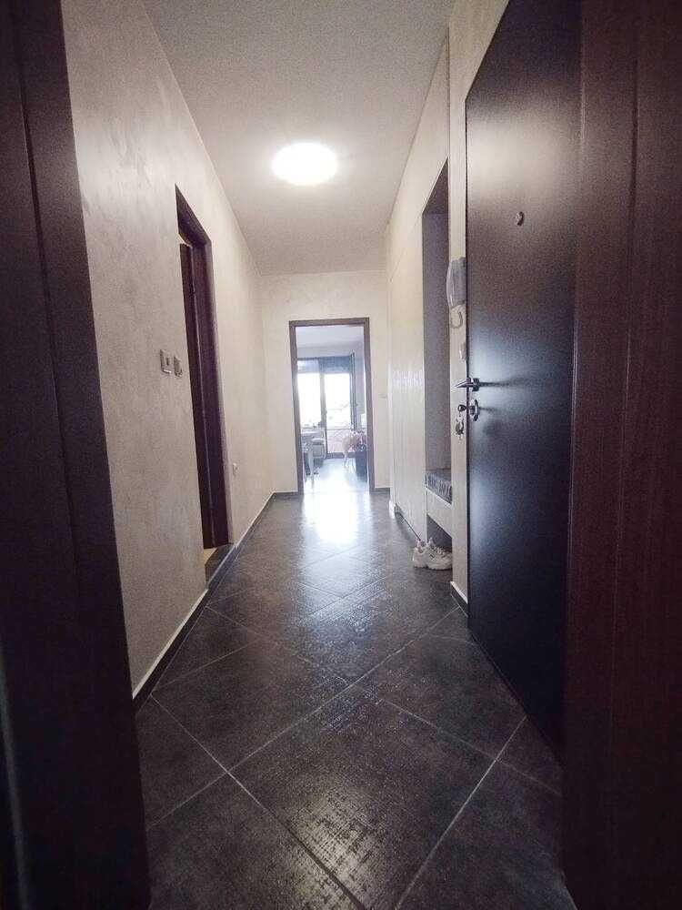 Продава се Тристаен апартамент в Пловдив, Каменица 2 - 109 кв.м за 2606 €/кв.м - Снимка #7