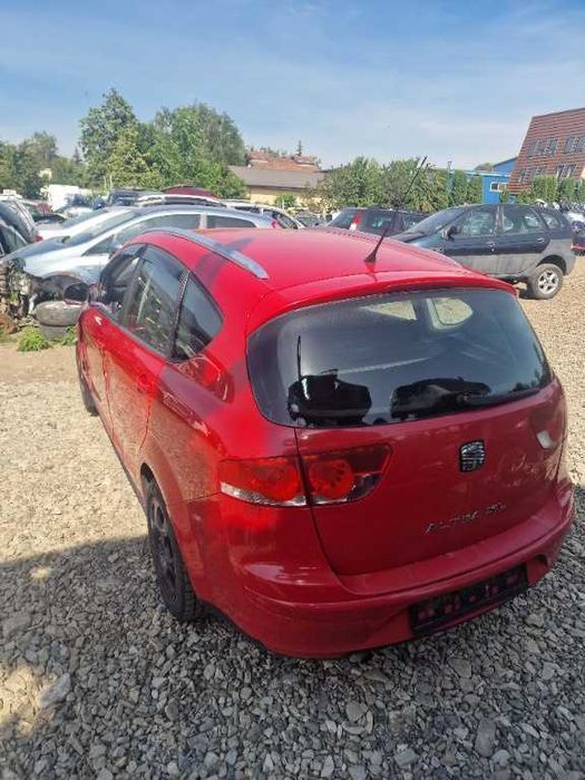Dezmembrez Seat Altea XL 1.9 TDI BXE 77 KW an 2008