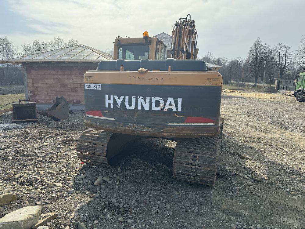 Inchiriez Vand Excavator Hyundai 140LC-9A