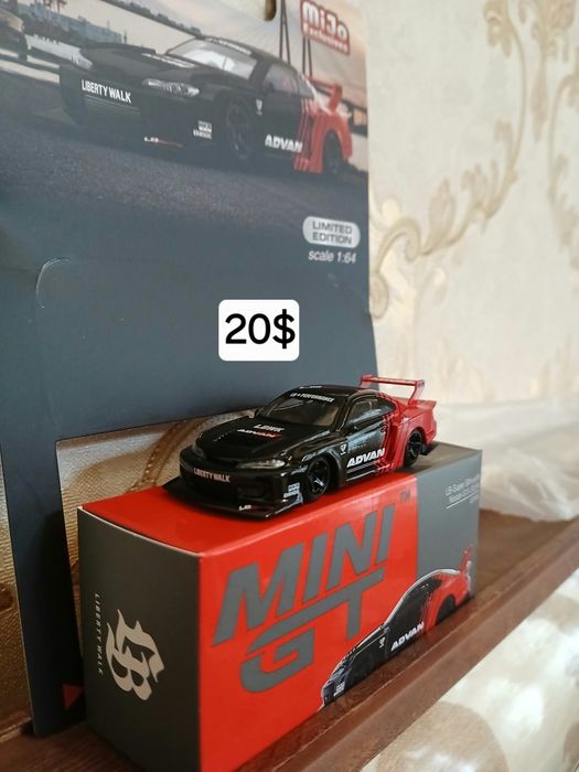 hot wheels mini gt