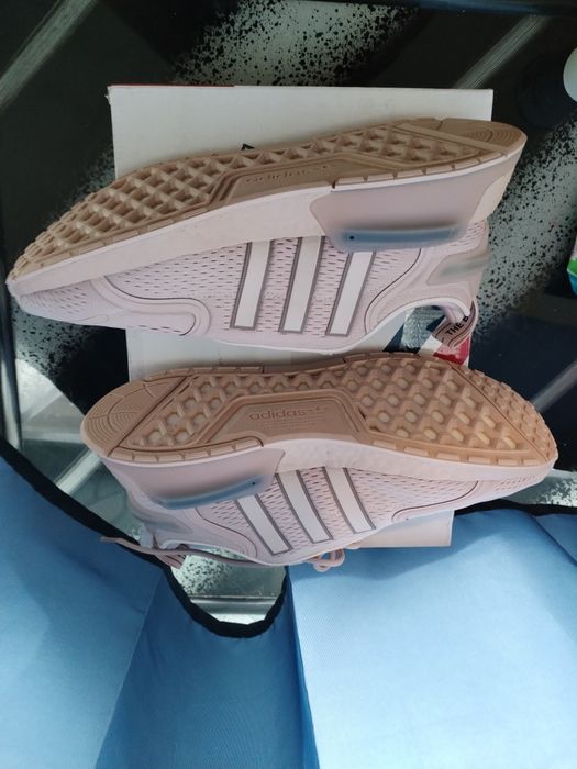 Adidas NMD_V3 42 2/3номер