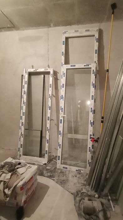 Продам пластиковое окно и дверь высота 2.90