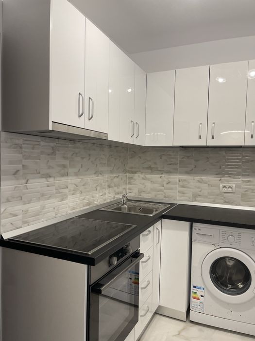 Inchiriez camara camin trasformata in garsoniera