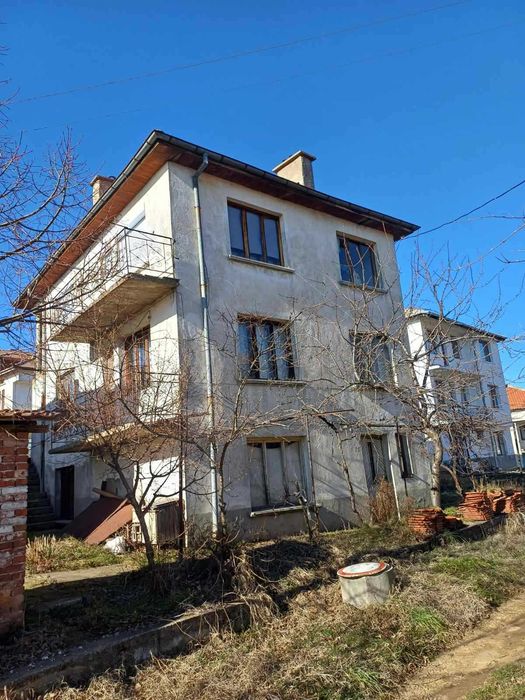 Къща в с. Старцево