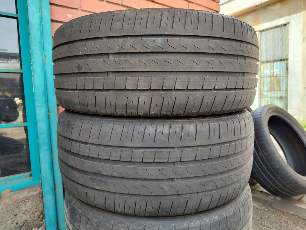 Продавам 2 летни гуми235/40/19 Pirelli