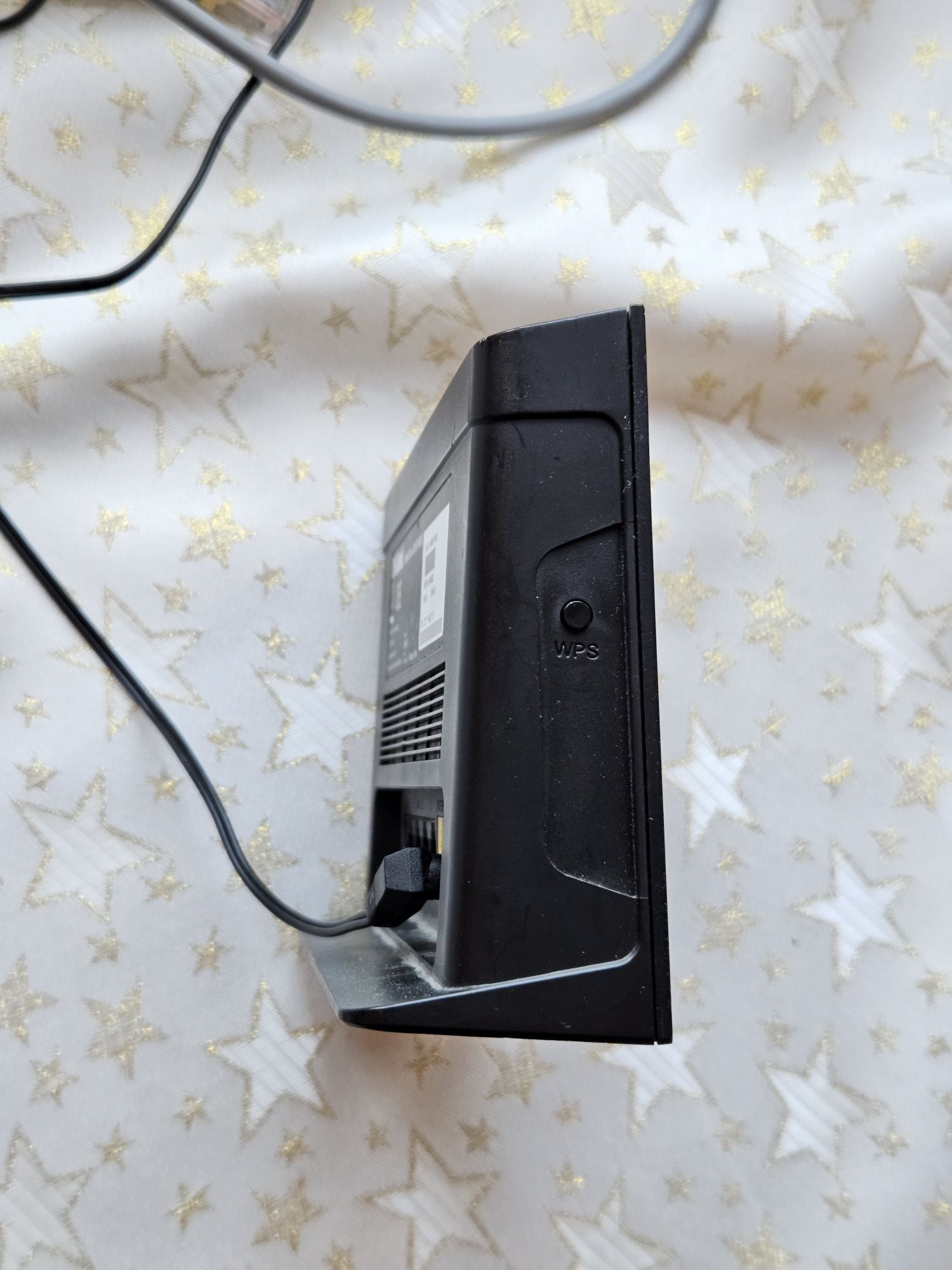 Безжични Рутери TP-Link и D-Link