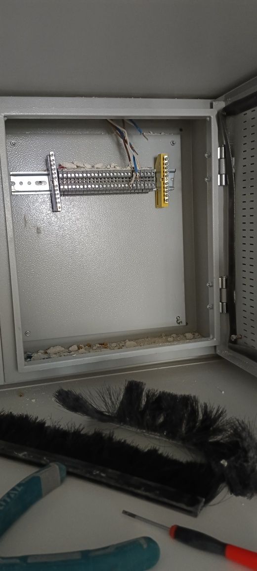 Elektrika ishlarni klamiz ustanovka shit Oqqorgon Quychirchiq