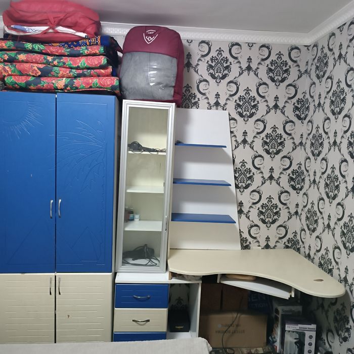 2 ta divan, kitob javon, kompyuter stoli, shkaf