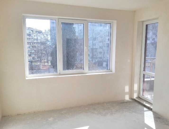 Продава се Двустаен апартамент в Варна, Владислав Варненчик - 67 кв.м за 1127 €/кв.м - Снимка #1