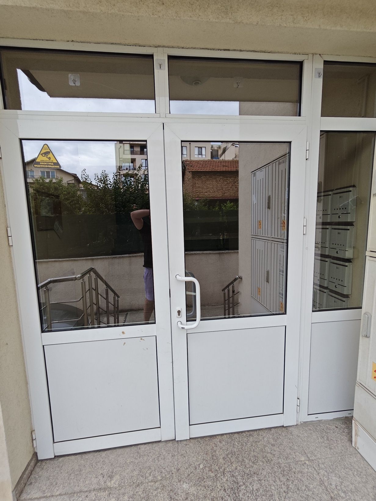 Входна врата pvc 255 x 235