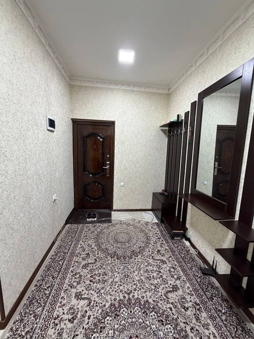 Продам 2 ком Юнусабад 19 квартал