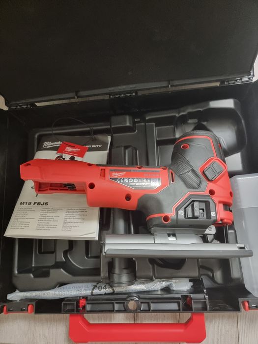 Fierăstrău pendular milwaukee m18  fbjs