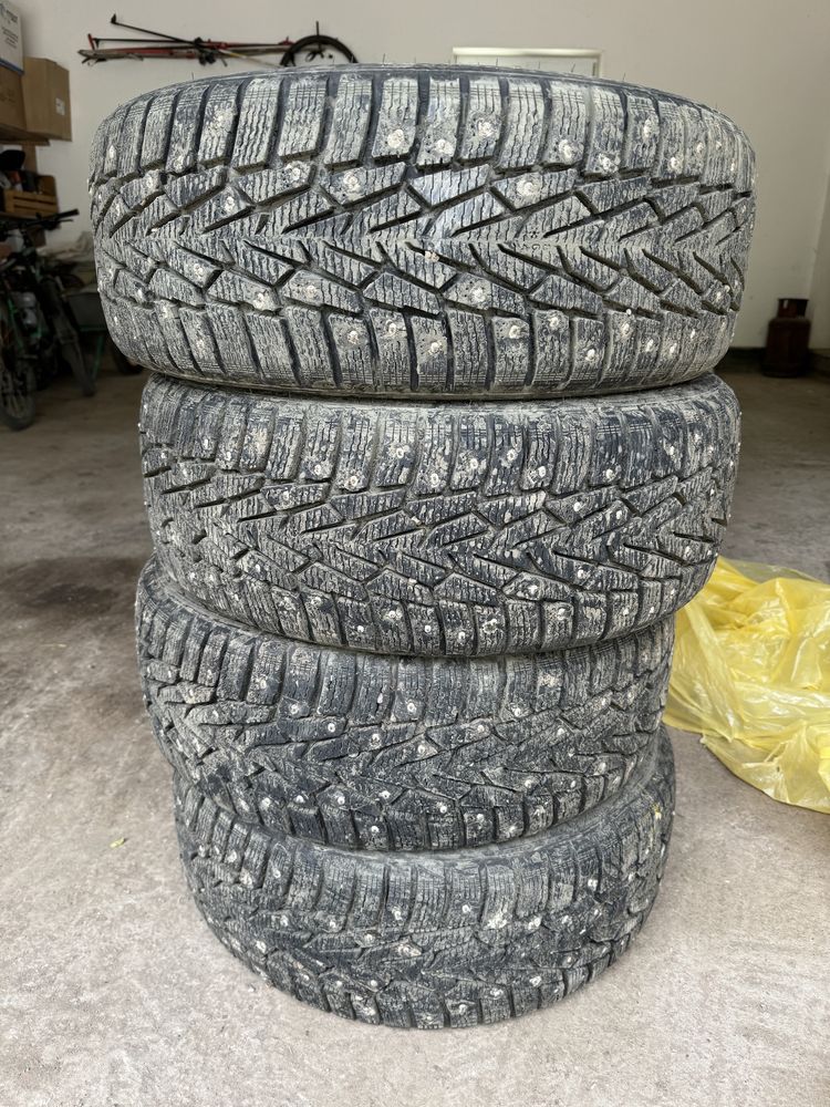 Продам зимнюю резину Nokian Nordman 7