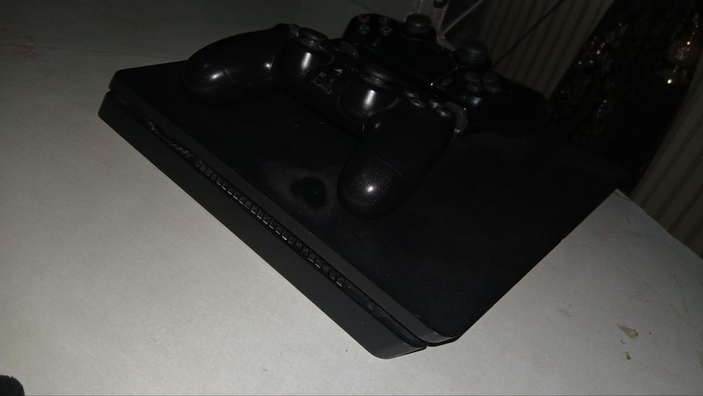 Playstation 4 SLIM 500GB