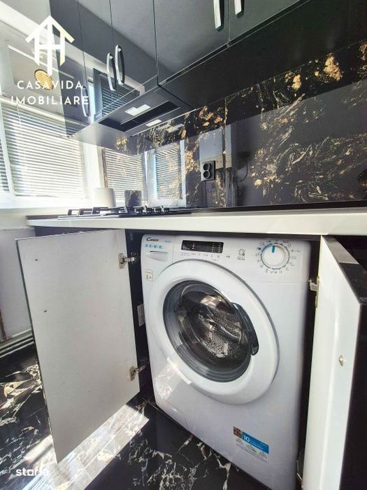 De vanzare apartament 3 camere mobilat si utilat, zona Unic