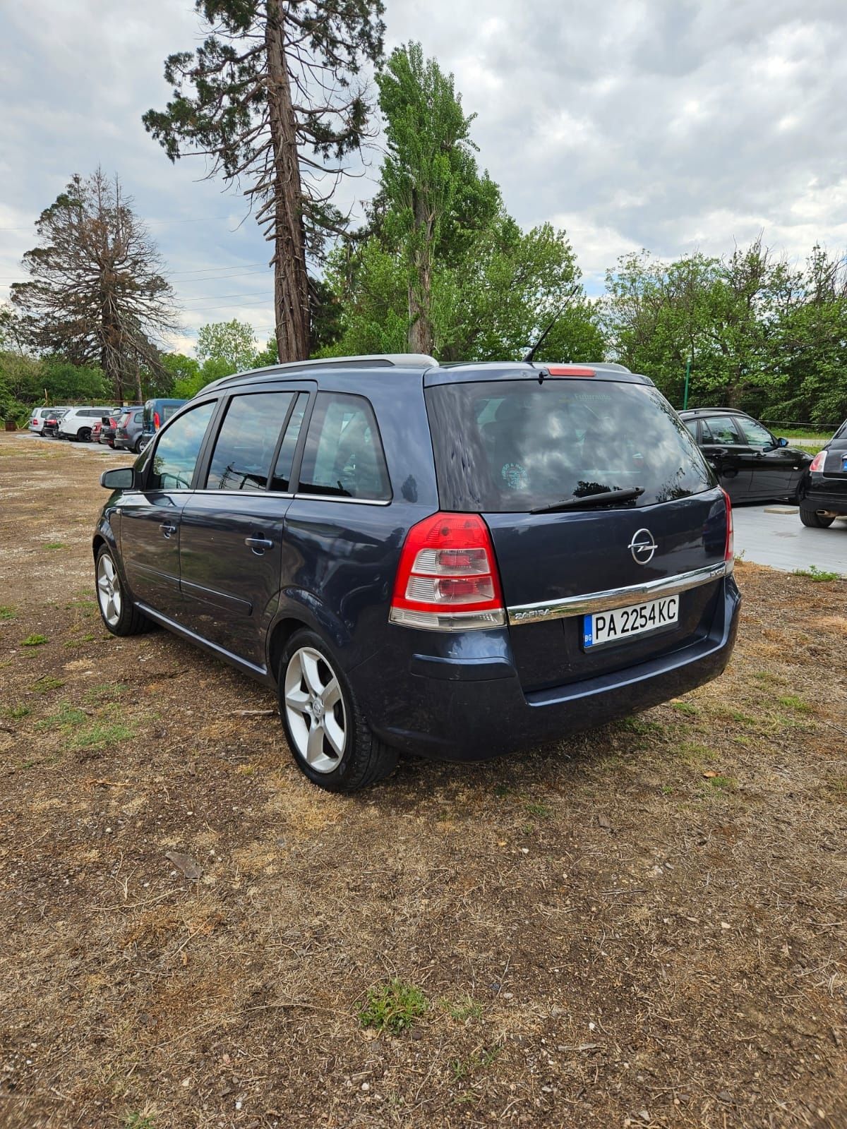 OPEL Zafira 7 места