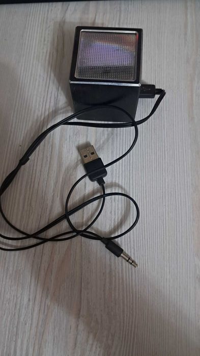 колоночка для ноутбука с подсветкой