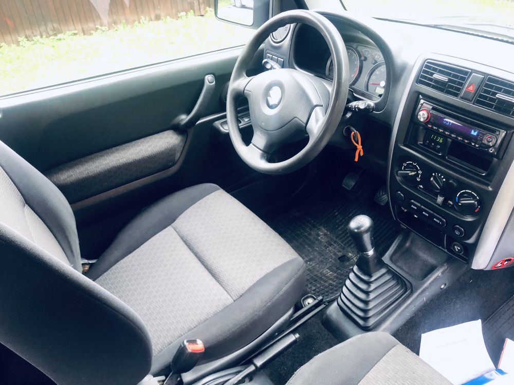 Suzuki jimny 1.3 ,an 2007 , 135000km , vopsea originala 100%