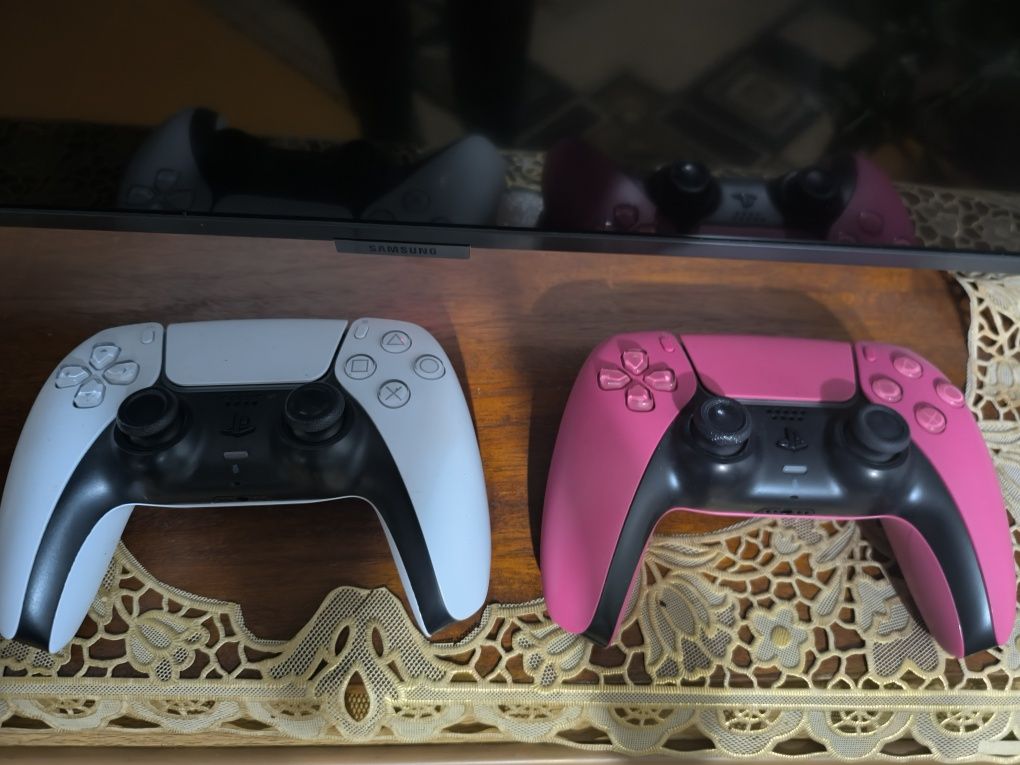Продам PS 5 в новом состоянии