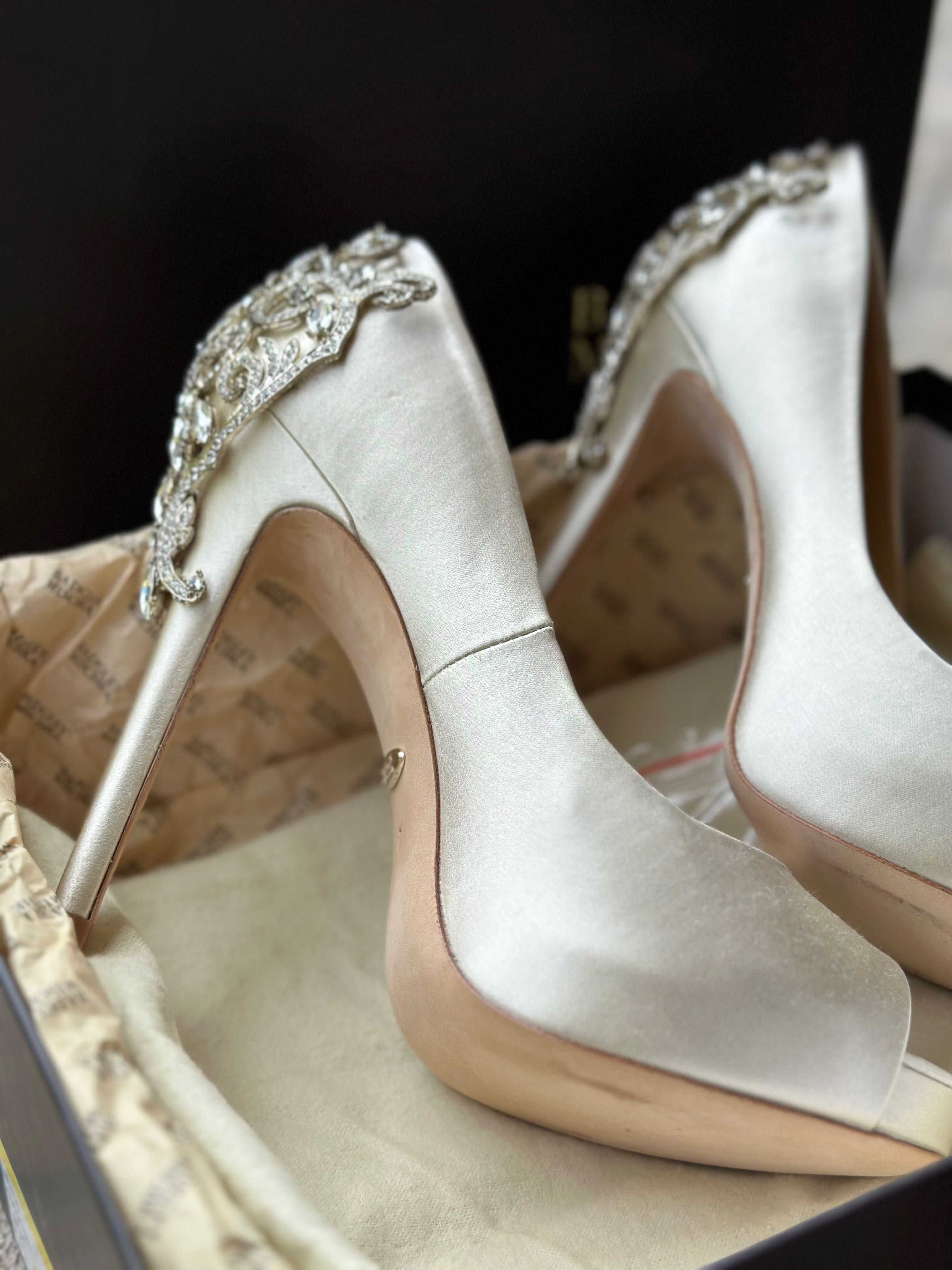Pantofi Badgley Mischka