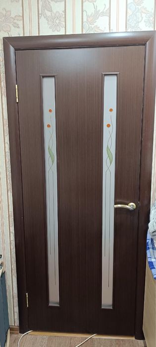 Продам двери межкомнатные