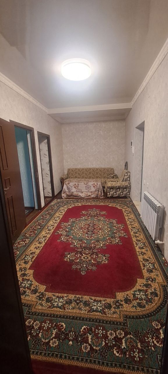 Чилонзор-23 фархатиский кинижнида ижарага берилади без маклер 600$ 3 х