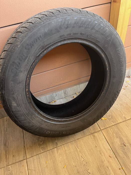 Cauciucuri iarna 195 65 15