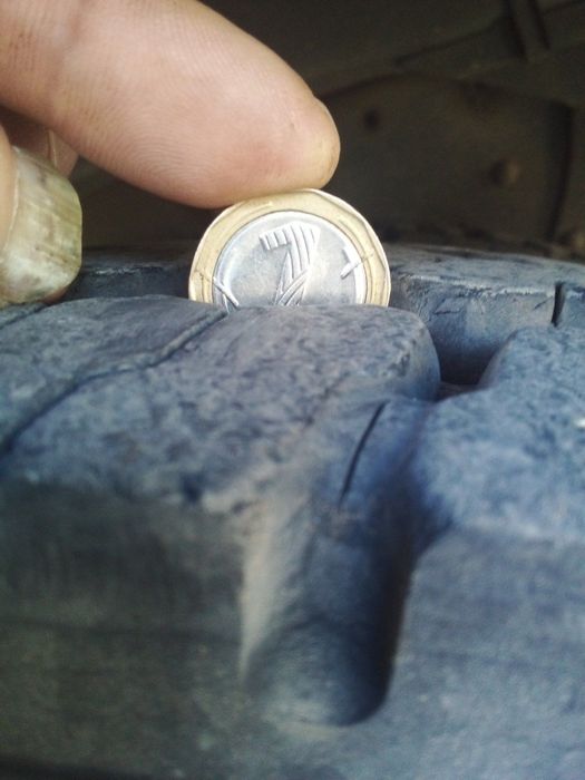 Камион марка Мерцедес