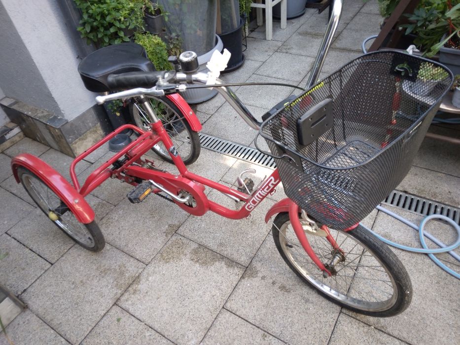 Vând tricicleta adulti