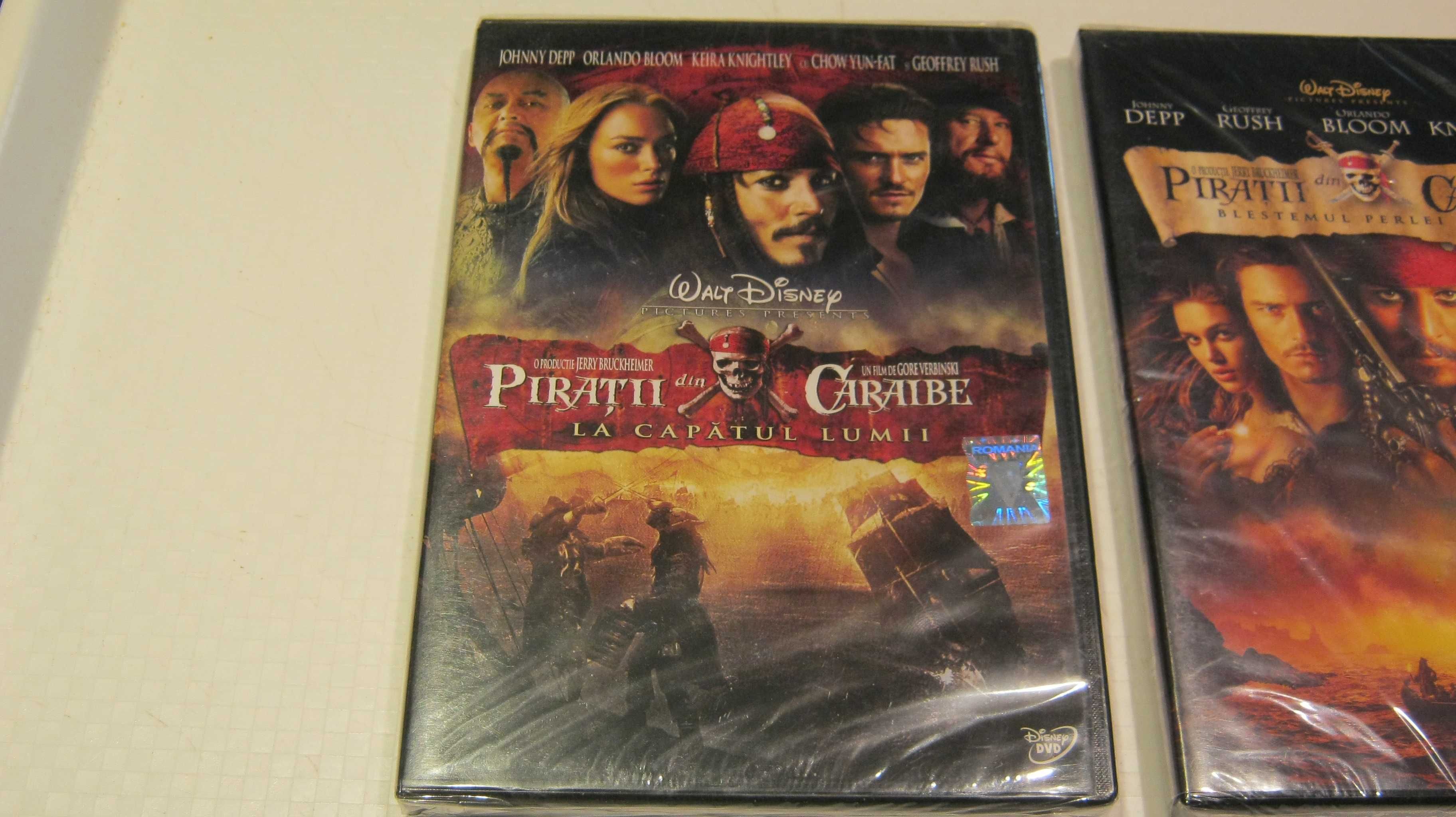 Lot 2 DVD sigilate/PIRATII DIN CARAIBE/2 filme+making off,5 ORE.