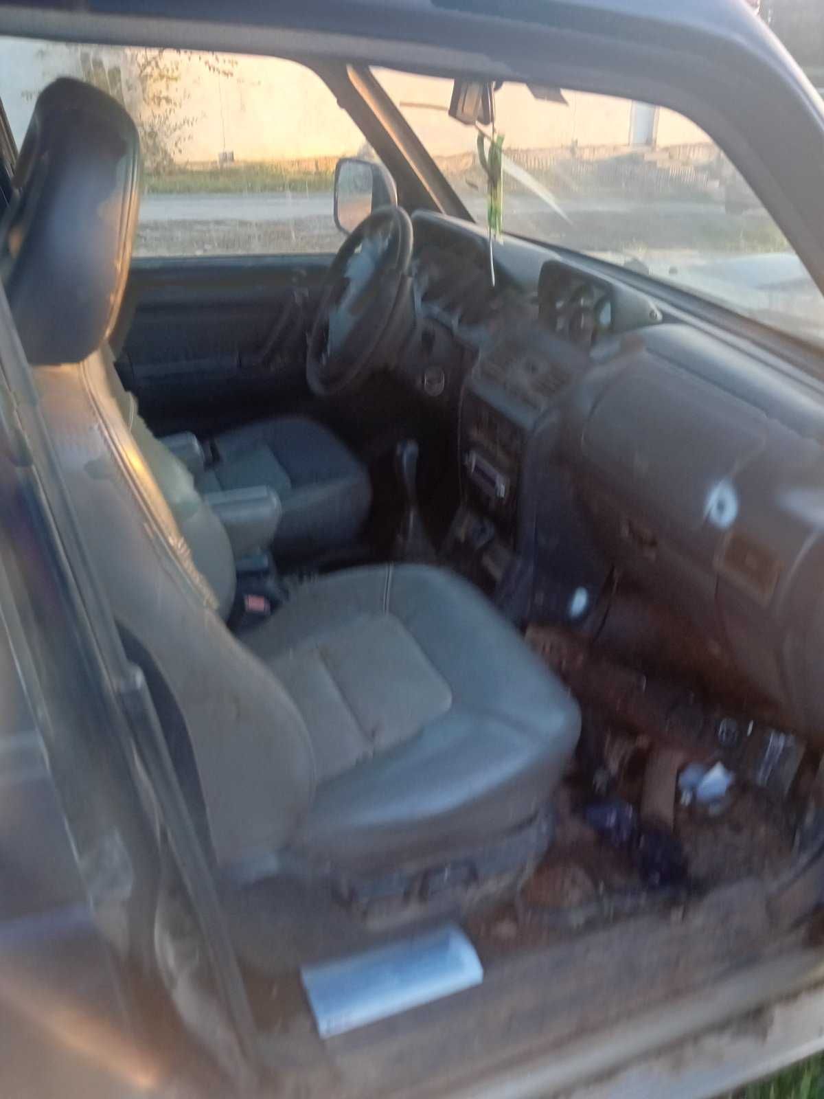 Mitsubishi Pajero 2.8 НА ЧАСТИ!