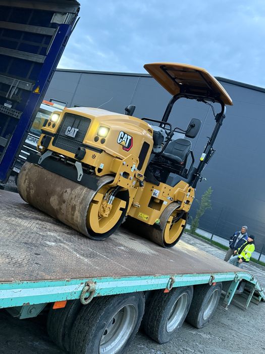 Închirieri Cilindru Compactor,Buldoexcavator,Camioane