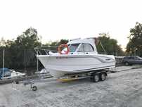 Barca Beneteau Antares 650 HB 140 CP, 450h, an 2011 – excelentă stare